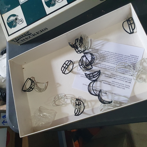 Vintage Philadelphia Eagles football NFL checkers game Dallas Cowboys - Picture 4 of 15